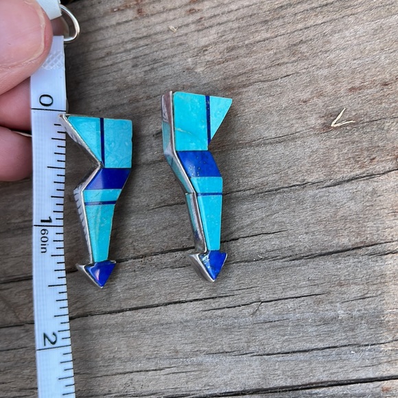 Vintage Turquoise and Lapis inlaid Navajo Broken Arrow Earrings - Picture 15 of 16